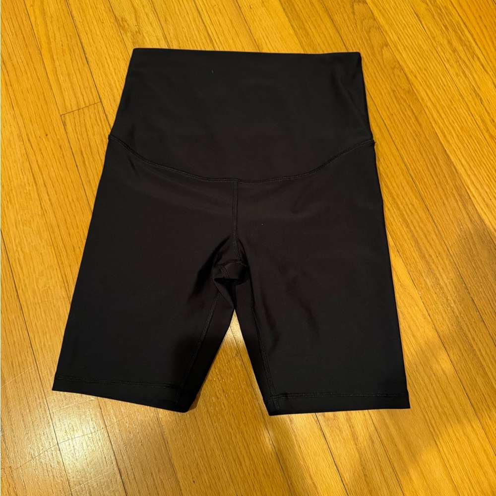 MATERNITY Old Navy Women's Black Bike Shorts